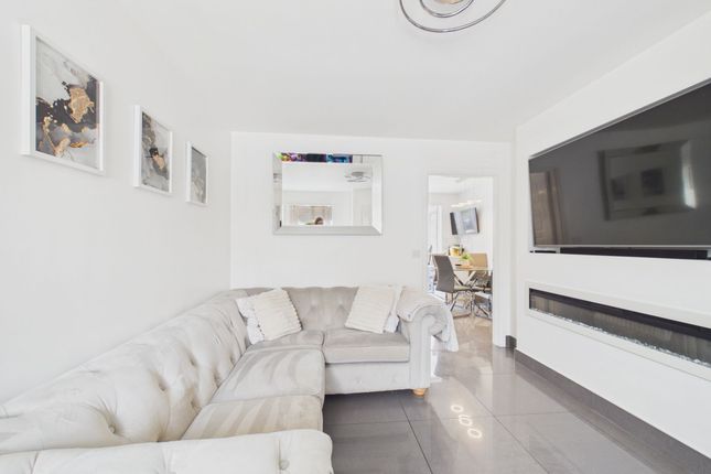 11 Townsend Street, Swansea photo 2