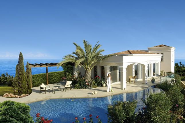 Villa for sale in Kamares, Paphos, Cyprus
