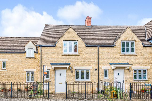 Thumbnail Terraced house to rent in Madley Brook Lane, Witney
