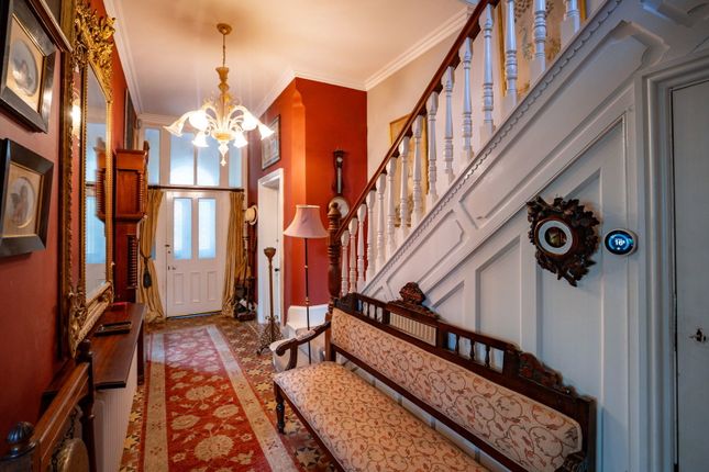 Holmhurst, 7 Orchard Road, Malvern photo 4