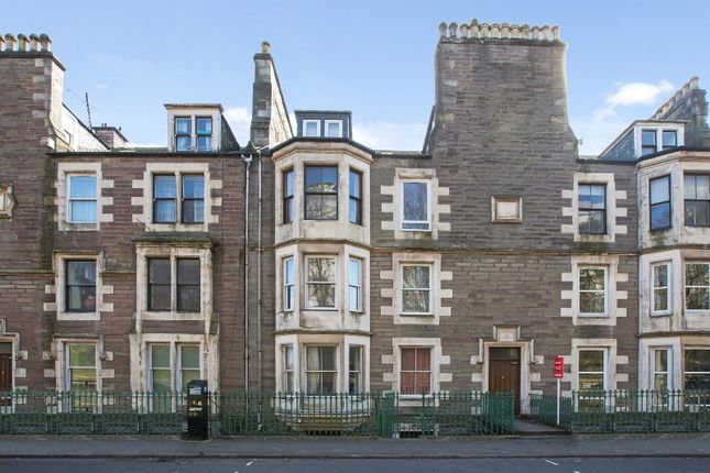 Flat to rent in Garland Place, City Centre, Dundee