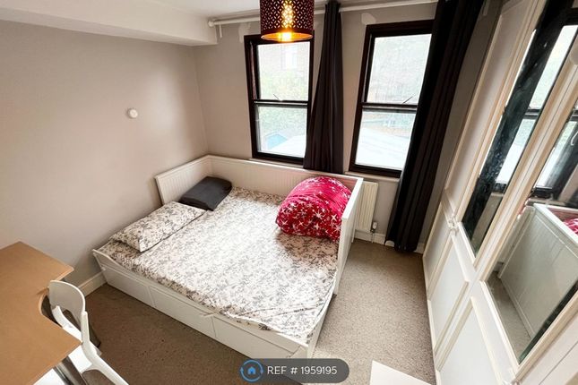 Thumbnail Terraced house to rent in Henfield Road, London