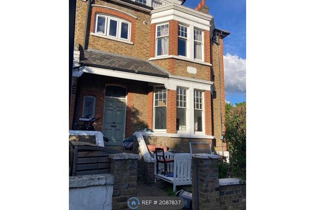 Thumbnail Flat to rent in Cranwich Road, London