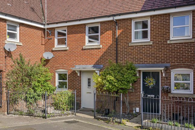 2-bed house on 38 School Close, High Wycombe, £375,000
