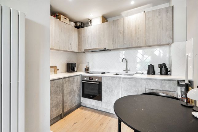 Apartment 24, 323, Morville Street, London photo 4
