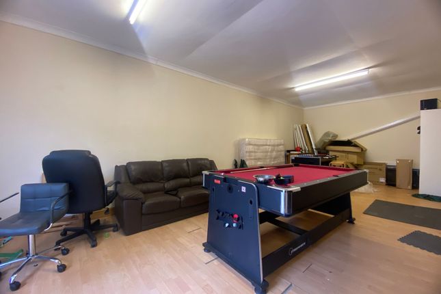 Storage Unit 15,, Hughenden Road, High Wycombe photo 2
