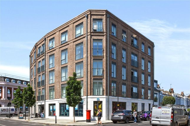 Thumbnail Flat for sale in London House, 100 New Kings Road
