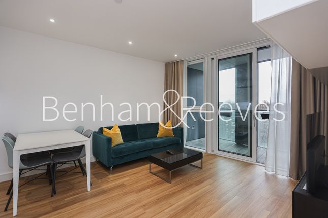 Thumbnail Flat to rent in Wandsworth Road, Nine Elms