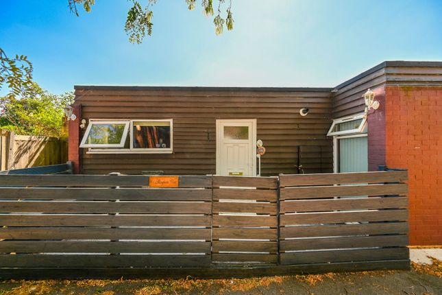 Allingham Close, Ealing photo 3