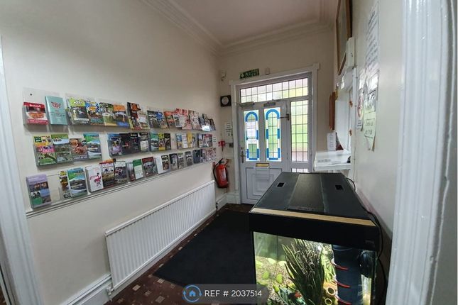 Thumbnail Room to rent in Wilmslow Road, Handforth, Wilmslow