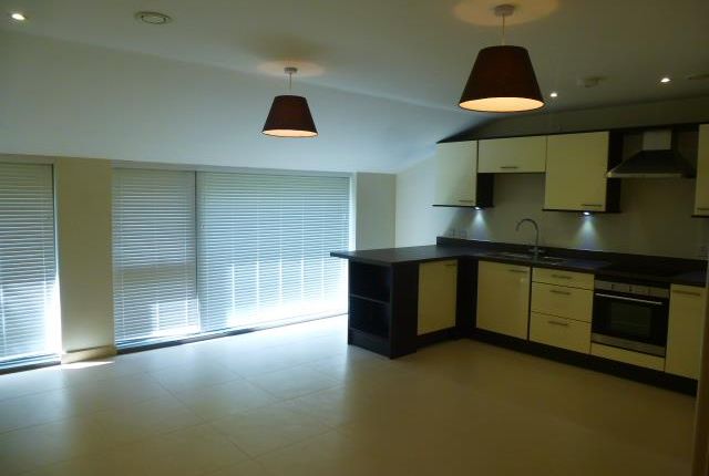 2 Great House Rise, CARDIFF photo 5
