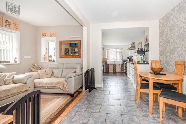 54, Hawling Road, York photo 2