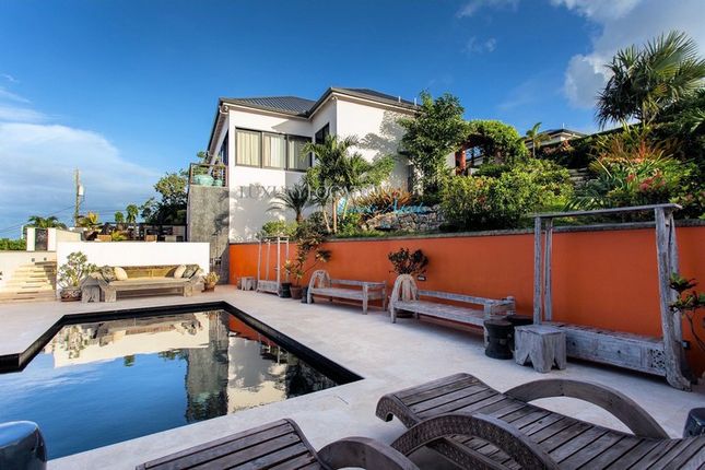 Villa for sale in Villa Ensueno, Crosbies, Antigua And Barbuda