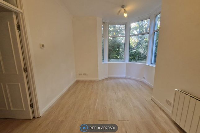 Godfrey Road, Salford photo 3