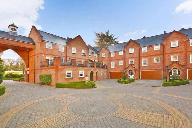 Thumbnail Town house for sale in Amersham Road, Chalfont St. Giles
