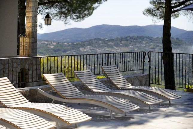 Villa for sale in Cabris, Mougins, Valbonne, Grasse Area, French Riviera