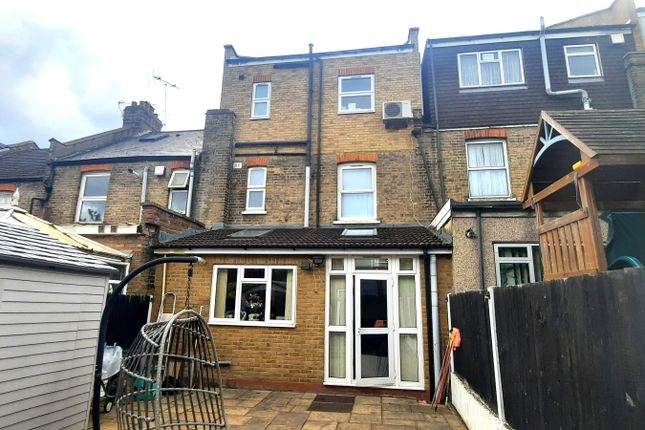 125, Wargrave Avenue, London photo 3