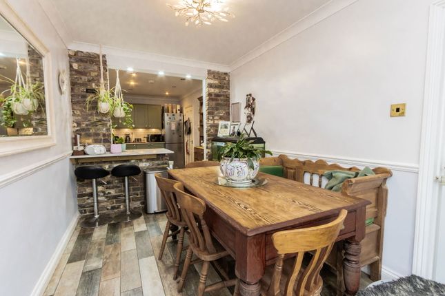 Oak Cottage, Dorothy Avenue, Cranbrook photo 4