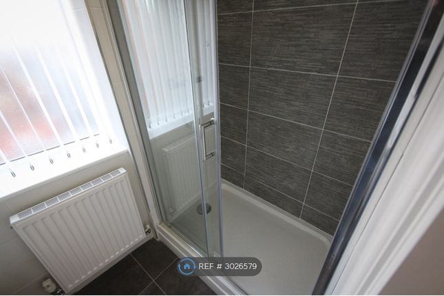 Cheshire Cheese Apartments, High St, Stoke-On-Trent photo 2