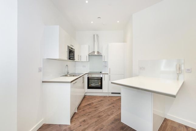 Thumbnail Flat to rent in 35 Wellesley Rd, Croydon