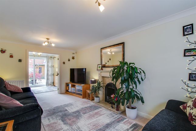 9, Royal Birkdale Way, Normanton photo 4
