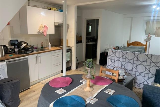 Flat for sale in Iron Bridge, Exeter