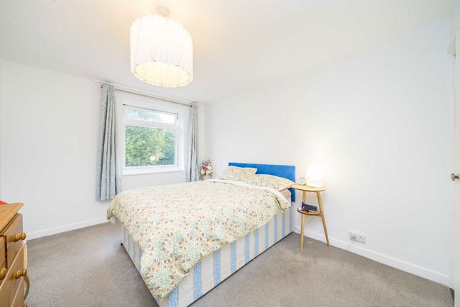 Flat 5 Elton Lodge, Florence Road, London photo 4