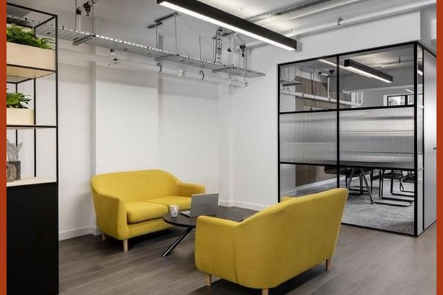 Office to let in Great Sutton Street, London