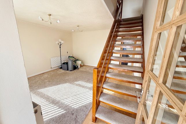 5 Heol Islwyn, Swansea photo 2