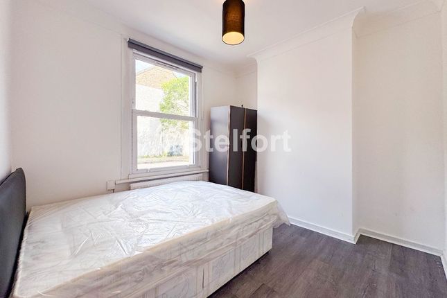 82 Emma Road, London photo 5