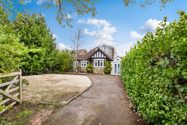 Thumbnail Bungalow for sale in Fairlawn Grove, Banstead