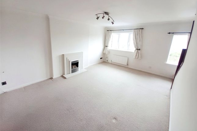Town house to rent in Martin Bank Wood, Almondbury, Huddersfield