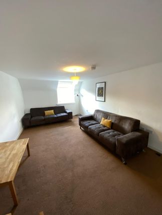 Thumbnail Flat to rent in Bow Street, Stirling Town, Stirling