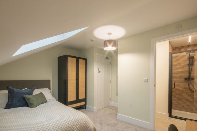 Room 5, 50 Hemlock Avenue, Nottingham photo 3