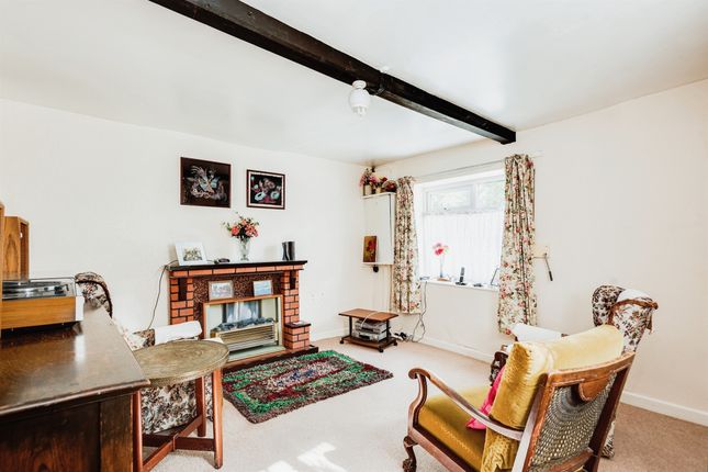 Cottage for sale in Orchard Court, Rose Hill, Oxford