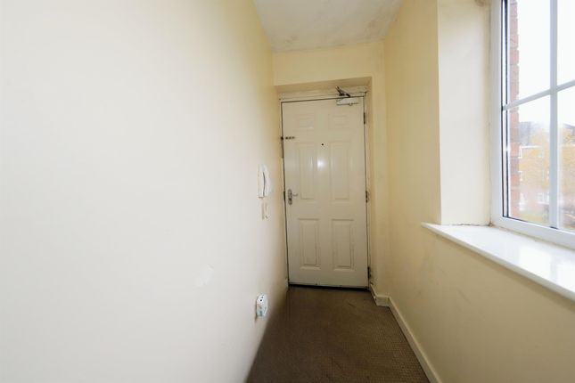 63, Purcell Road, Wolverhampton photo 4