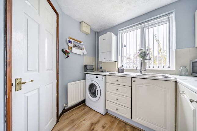 1365929-14-68Efcc...