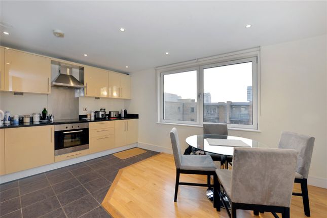 Flat for sale in Indescon Square, Millwall