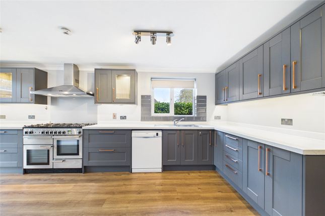3, Berrycroft, Bracknell photo 3