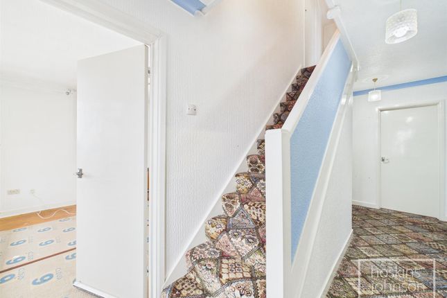 19, Whiterock Avenue, Pontypridd photo 5