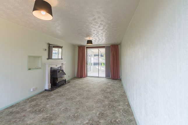 17, Little Belhus Close, South Ockendon photo 3