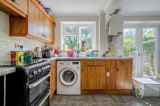 11, Holmes Road, Newton Abbot photo 4