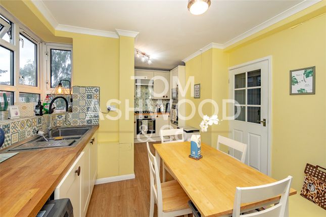 376a, Longbridge Road, Barking photo 3