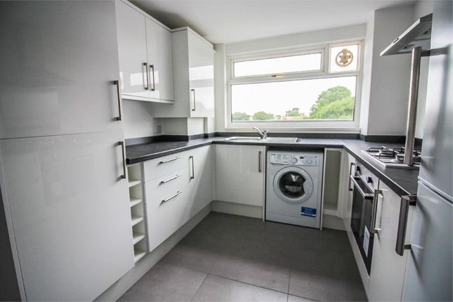 95, Northbrooks, Harlow photo 2