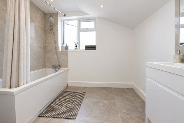 1, Burrage Place, London photo 4