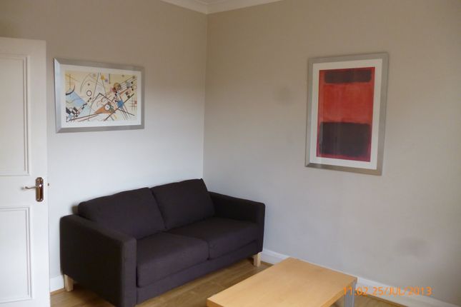 Flat to rent in Park House, Kensington