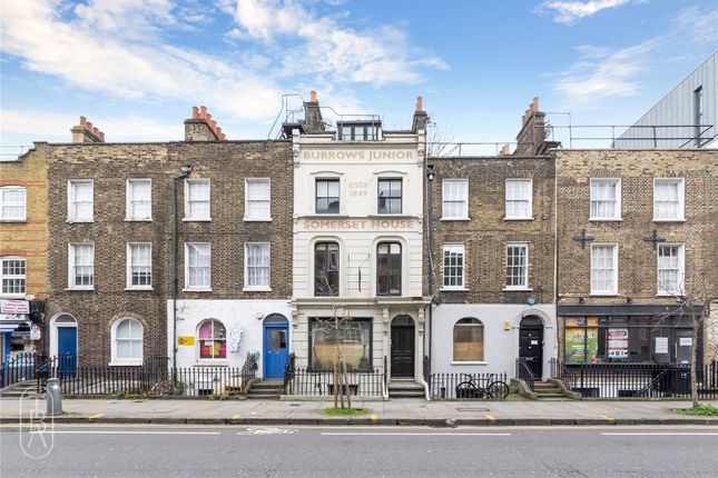 Thumbnail Terraced house to rent in New Road, London