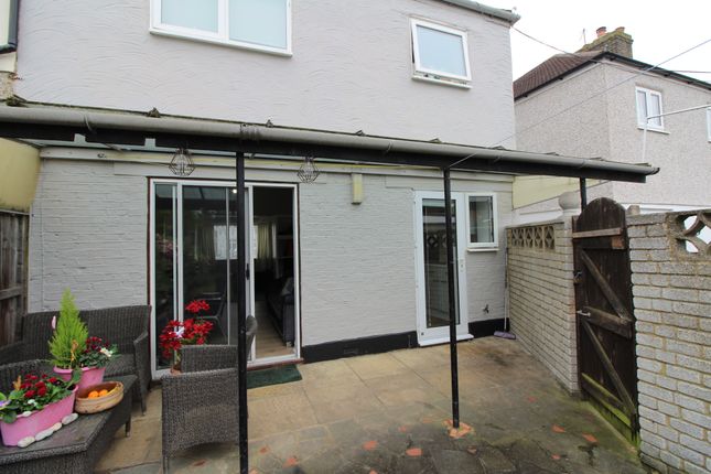 Semi-detached house to rent in Westbrooke Road, Welling