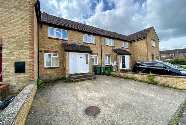 Thumbnail Terraced house to rent in Galloway, Aylesbury