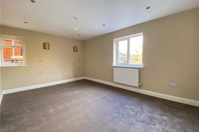 158A, Fleet Road, Fleet photo 2